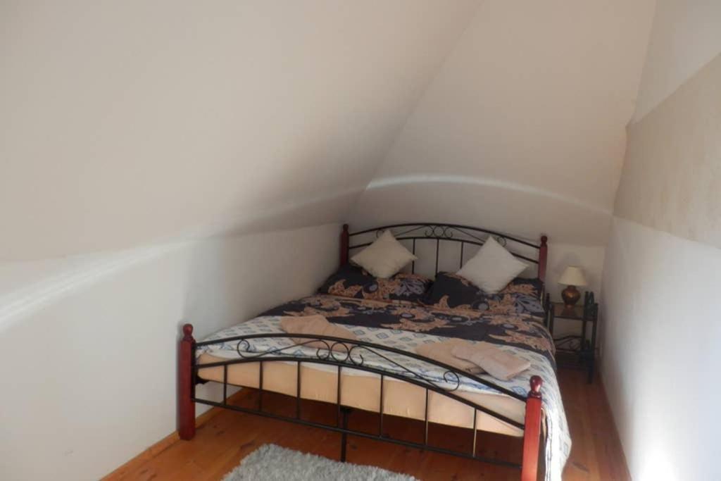 Zamecek Zdiky - Moderni Maly Apartman Bujanov Exterior photo